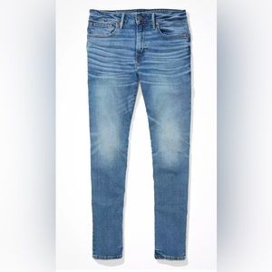 American Eagle Outfitters Men’s 30x32 Airflex + Skinny Jet Indigo Used